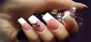 nails